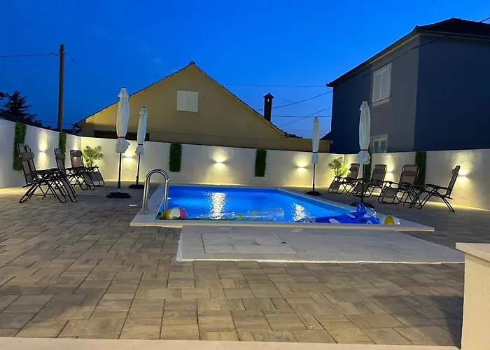 Apartman Ira I Matija Zára